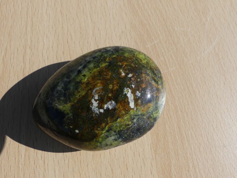 Galets d'Opale Verte, pierres roulées, lithothérapie