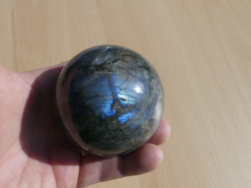 Sphère de Labradorite lithothérapie