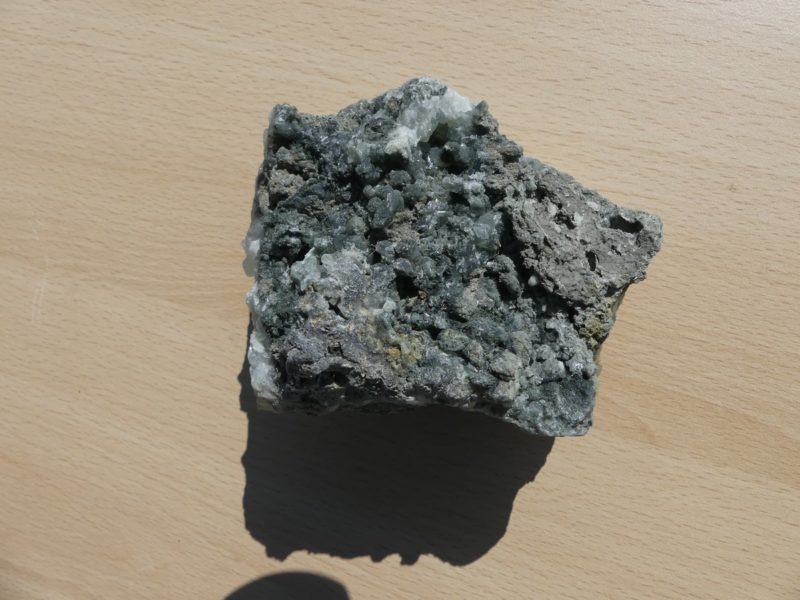 Pierre Prehnite brut bleu, cristaux, pierre semi précieuse de collection