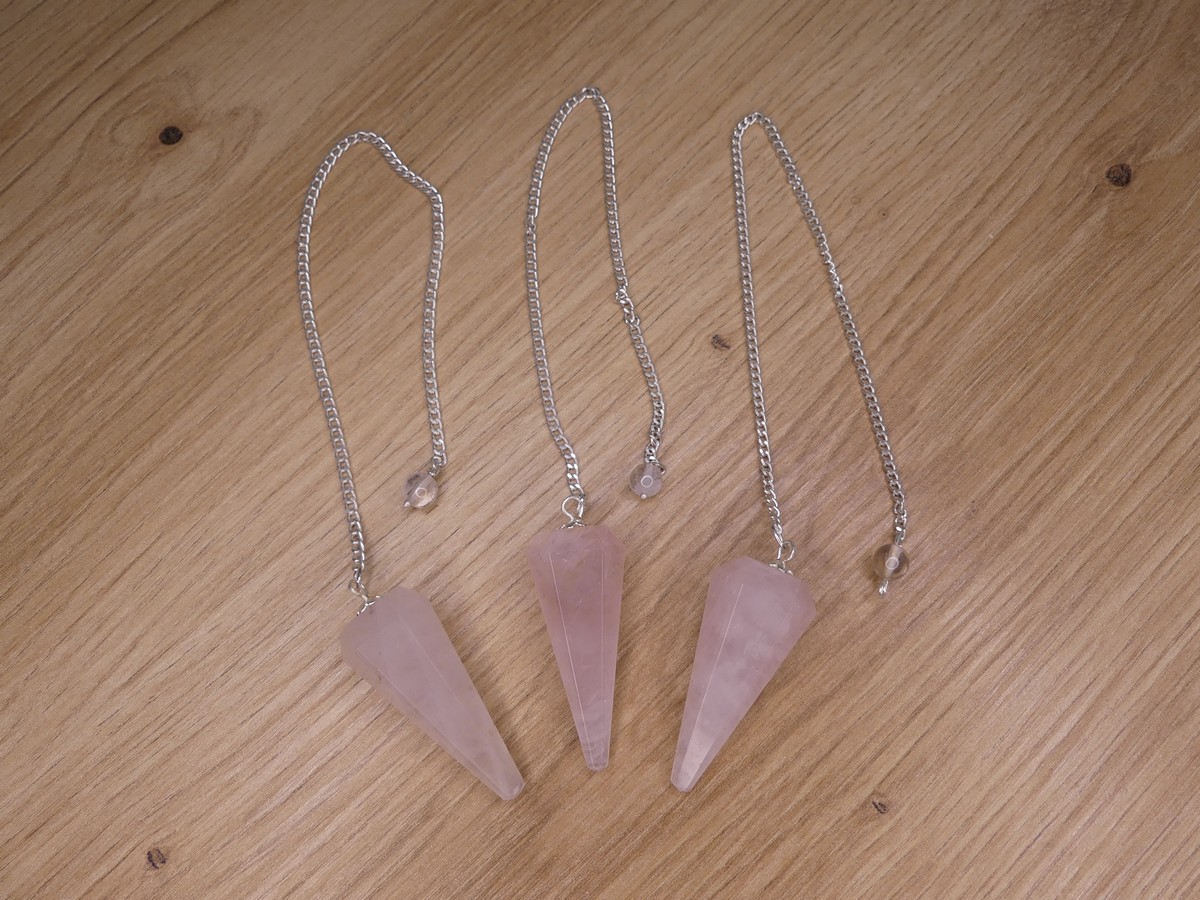 Pendule facetté en quartz rose | Boutique suisse de minéraux du monde et lithothérapie