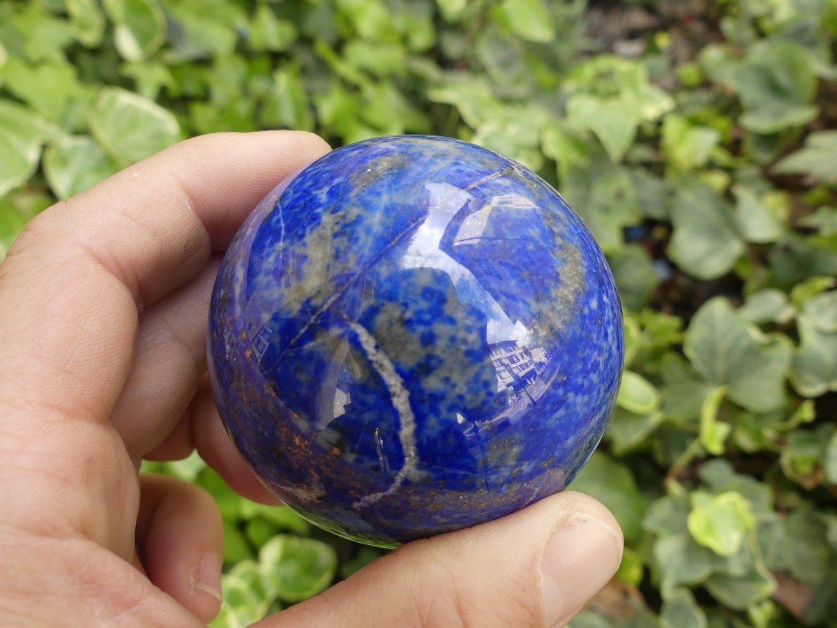 Sphère de Lapis Lazuli polis, lithothérapie | Boutique suisse de pierres & minéraux du monde