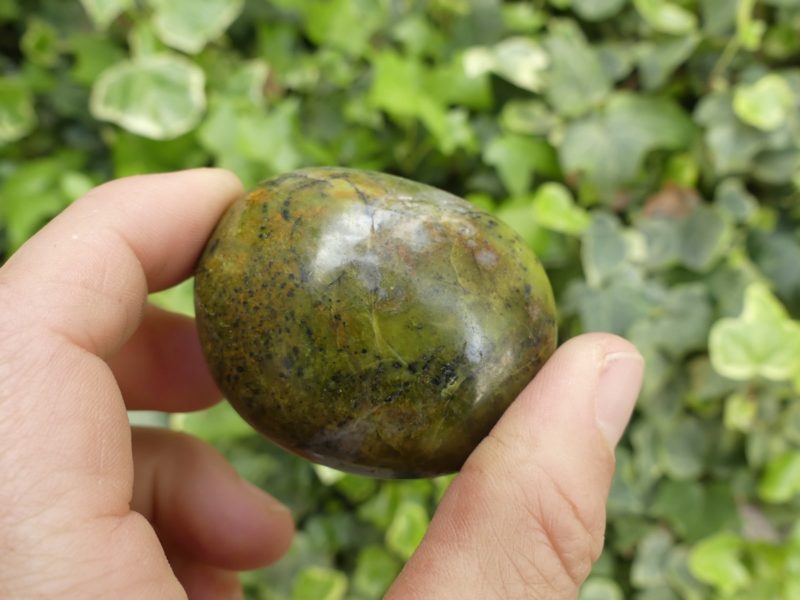 Galets d'Opale Verte, pierres roulées, lithothérapie | Boutique suisse de pierres & minéraux du monde