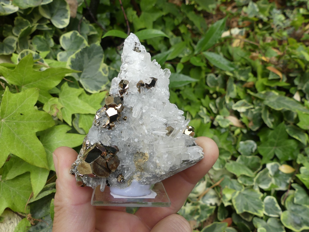 Amas de Quartz et Pyrite | Boutique suisse de pierres du monde & lithothérapie