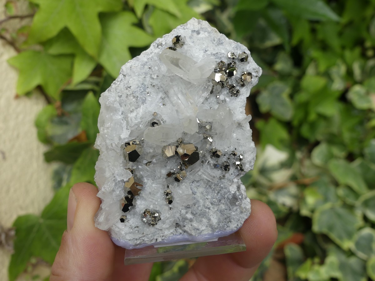 Amas de Quartz et Pyrite | Boutique suisse de pierres du monde & lithothérapie