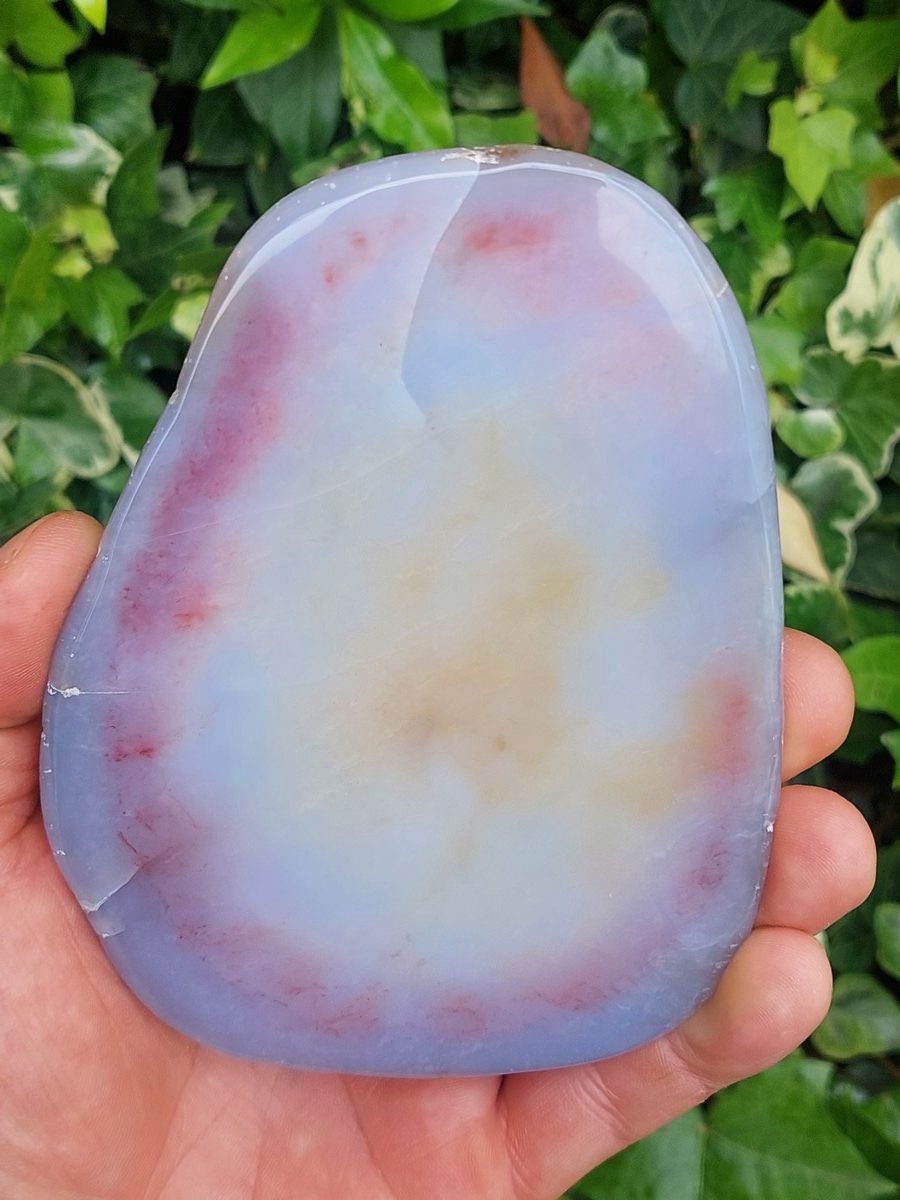 Tranche polie de Calcédoine bleue - Pierre semi-précieuse, boutique suisse de minéraux du monde