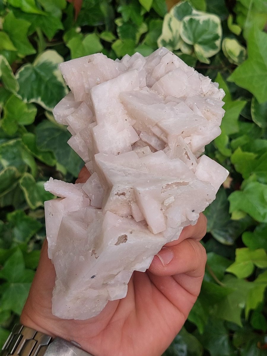 Pierre brute de Manganocalcite | Boutique suisse de minéraux du monde