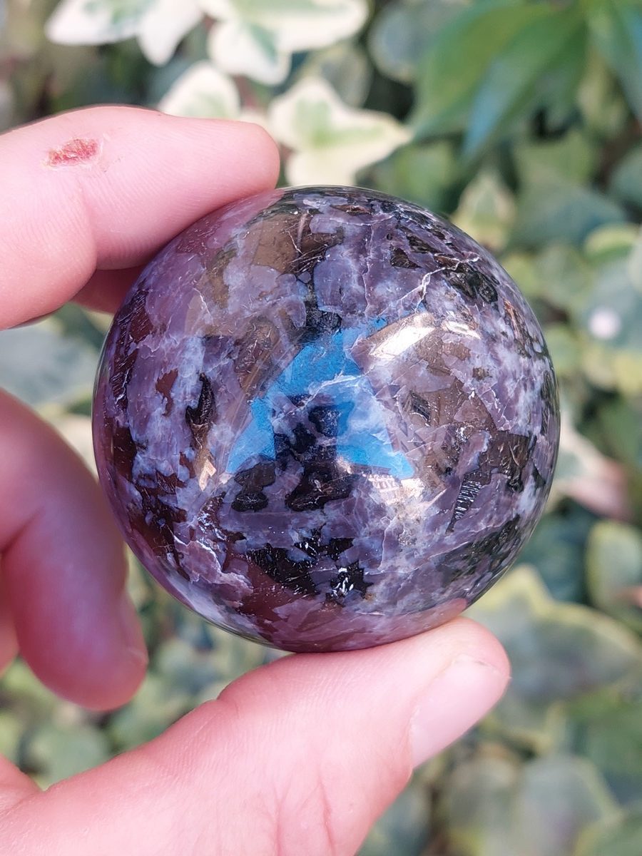 Sphère polie en Gabbro