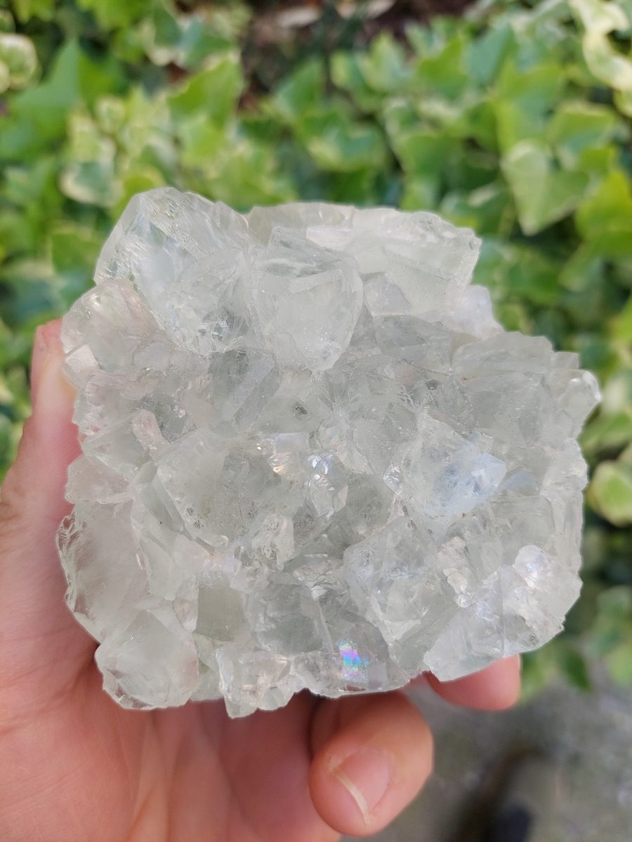 Pierre brute Fluorite verte de Chine - Boutique de pierres & lithothérapie en Suisse