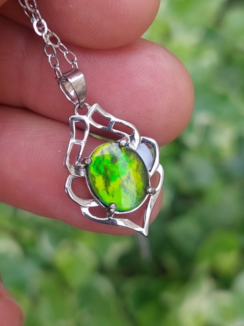 Pendentif en Ammolite et argent 925 | Boutique suisse Lithothérapie & minéraux du monde