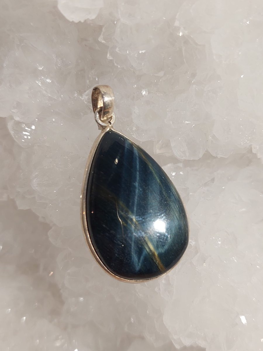 Pendentif en œil de faucon et argent| Boutique Suisse La Geode
