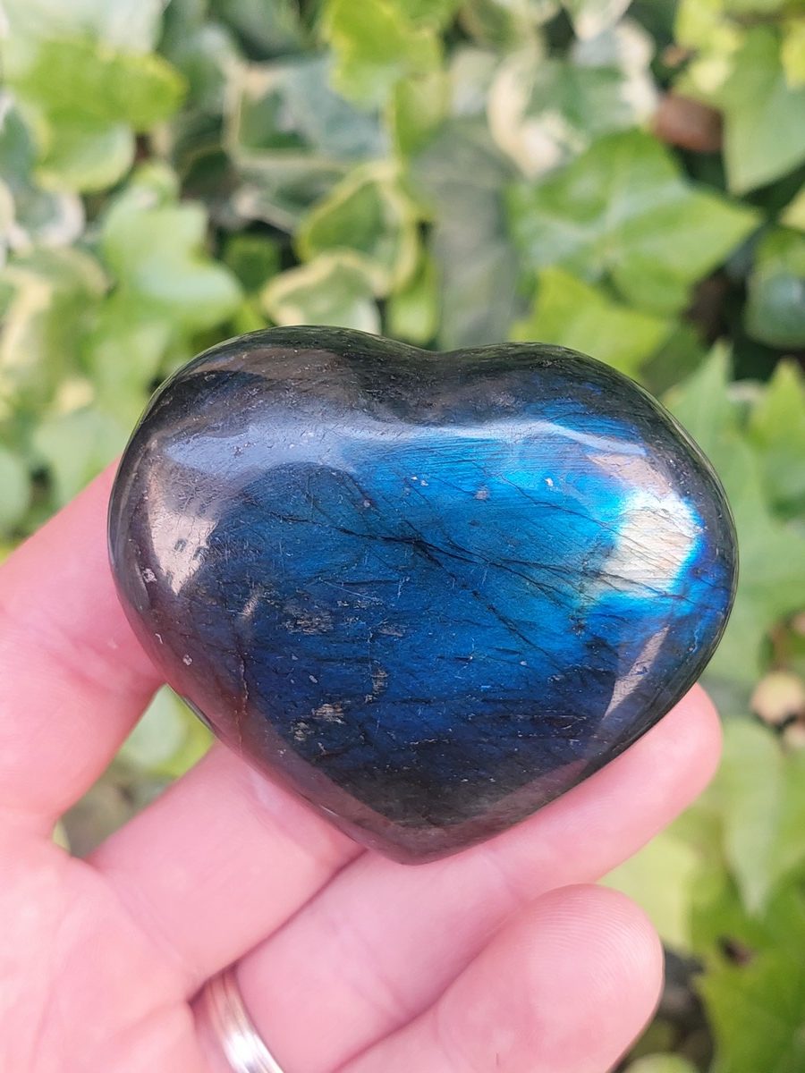 Coeur de Labradorite, lithothérapie | Boutique suisse de pierres & minéraux du monde