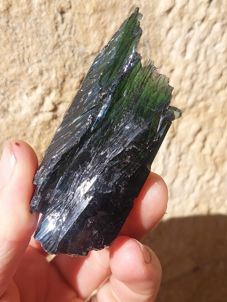 Vivianite brute | Boutique suisse de minéraux du monde & lithothérapie