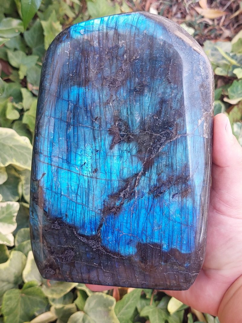 Menhir de Labradorite polis de Madagascar | Boutique suisse de minéraux du monde