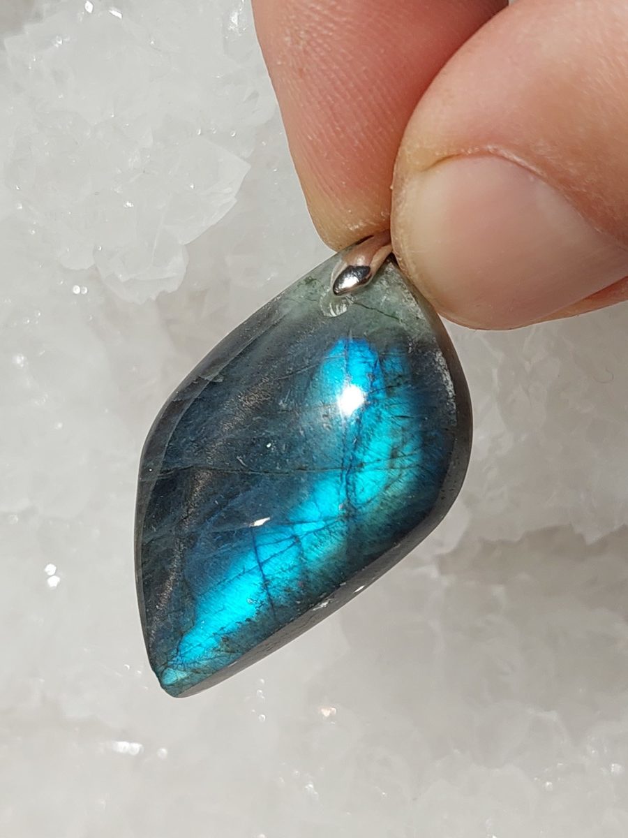 Pendentif en labradorite | Boutique Suisse La Geode