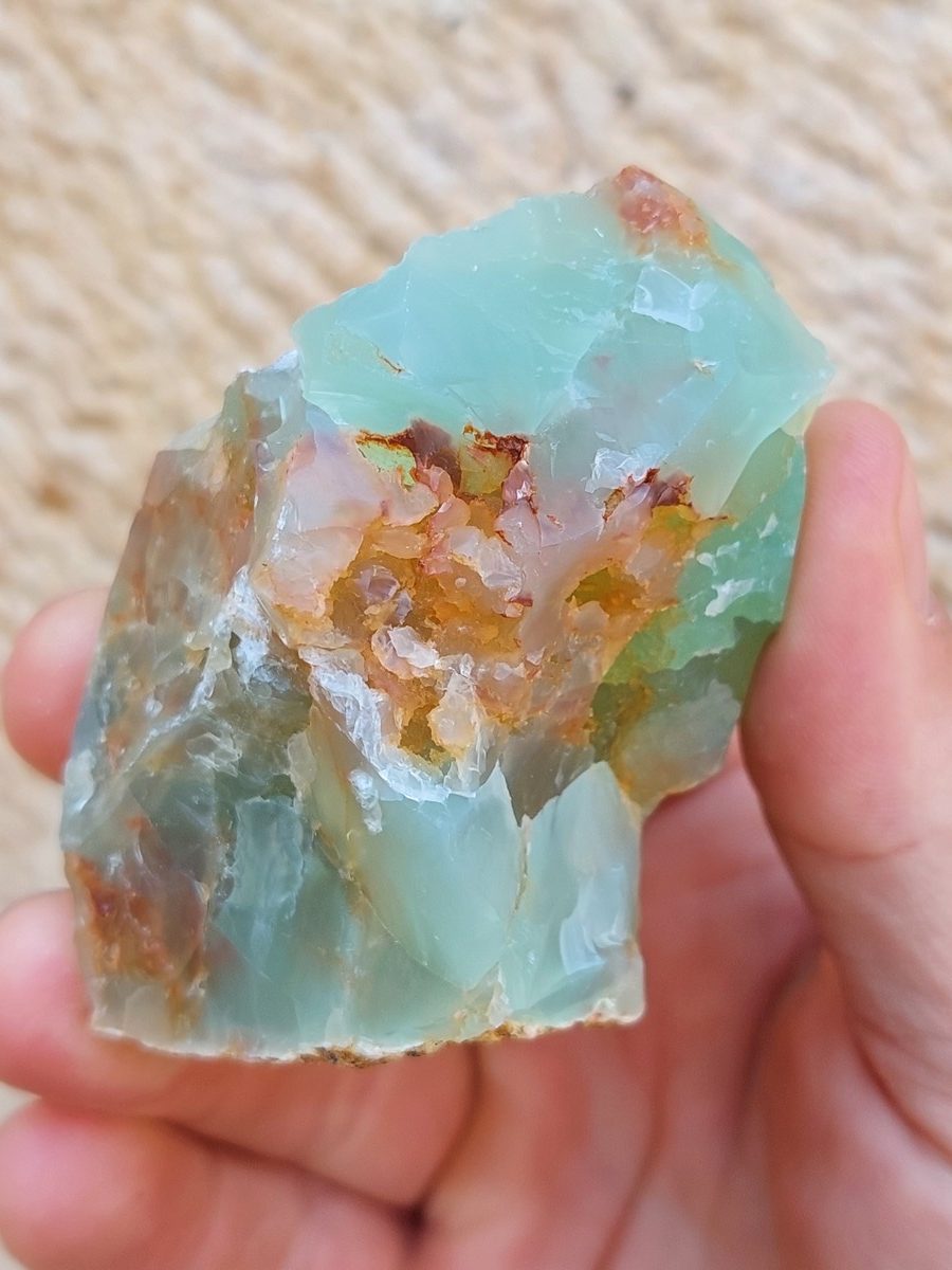 Chrysoprase brute - Boutique de minéraux & lithothérapie suisse