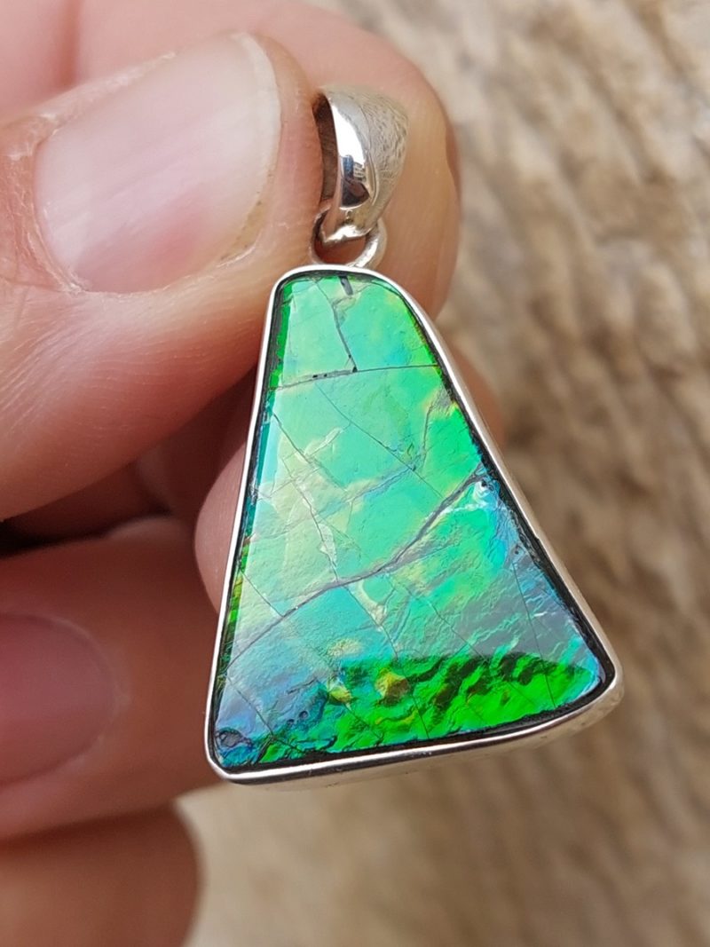 Pendentif en Ammolite et argent 925 | Boutique suisse Lithothérapie & minéraux du monde
