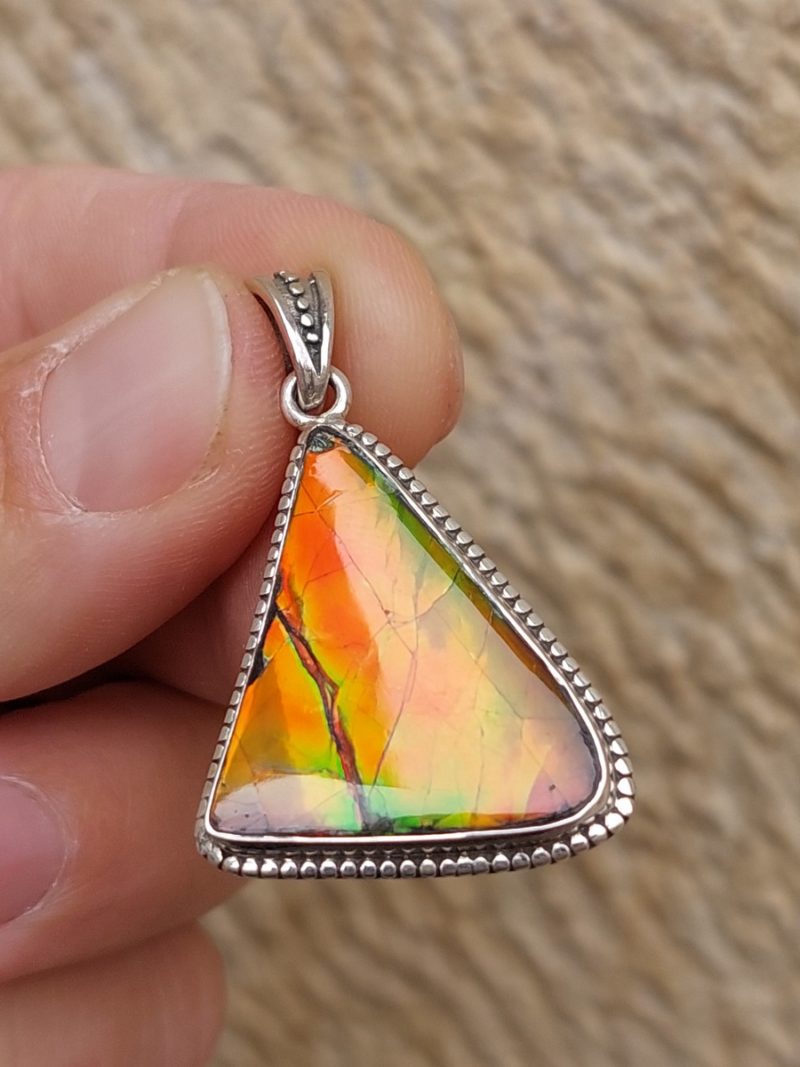 Pendentif en Ammolite et argent 925 | Boutique suisse Lithothérapie & minéraux du monde