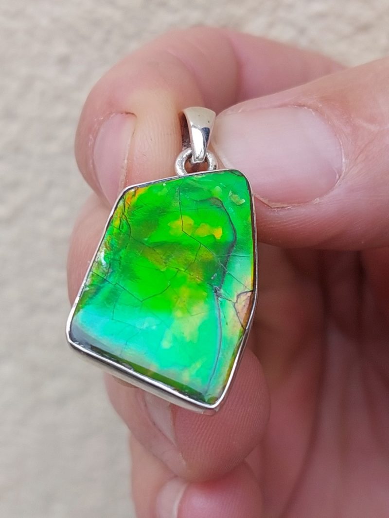 Pendentif en Ammolite et argent 925 | Boutique suisse Lithothérapie & minéraux du monde