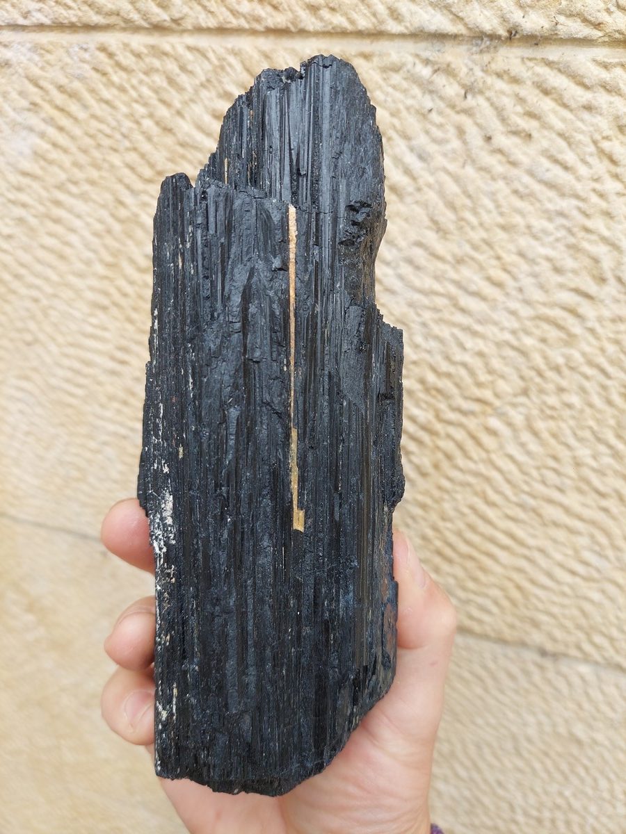 Tourmaline noir brute | Boutique suisse de pierres du monde & lithothérapie