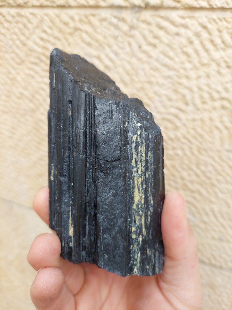 Tourmaline noir brute | Boutique suisse de pierres du monde & lithothérapie