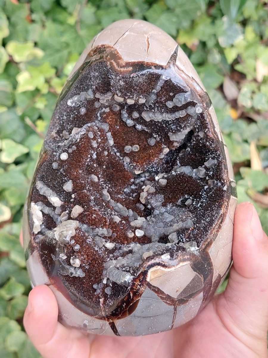 Menhir de Septaria de Magascar | Boutique de pierres & minéraux, lithothérapie