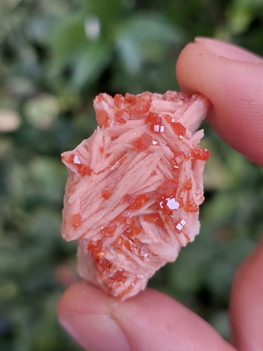 Vanadinite brute