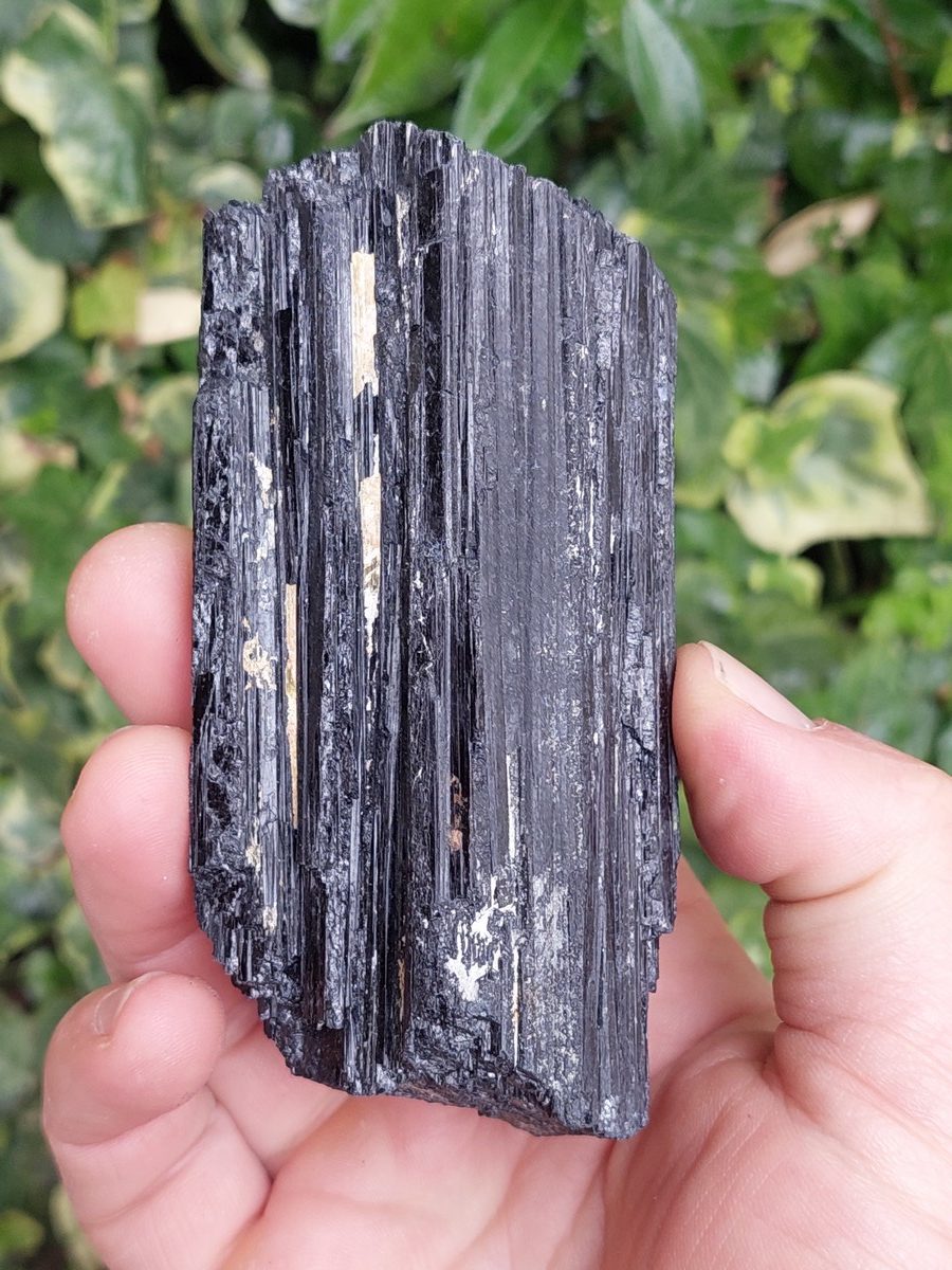Tourmaline noir brute | Boutique suisse de pierres du monde & lithothérapie