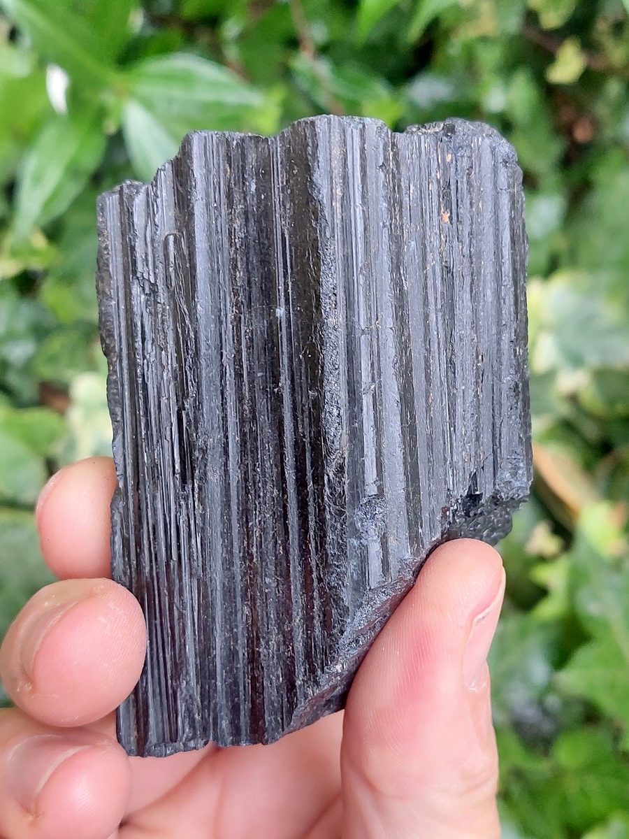 Tourmaline noir brute | Boutique suisse de pierres du monde & lithothérapie