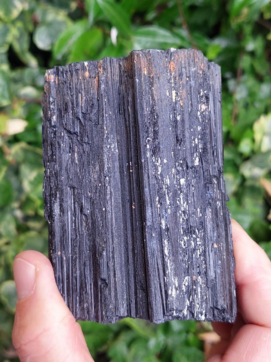 Tourmaline noir brute | Boutique suisse de pierres du monde & lithothérapie