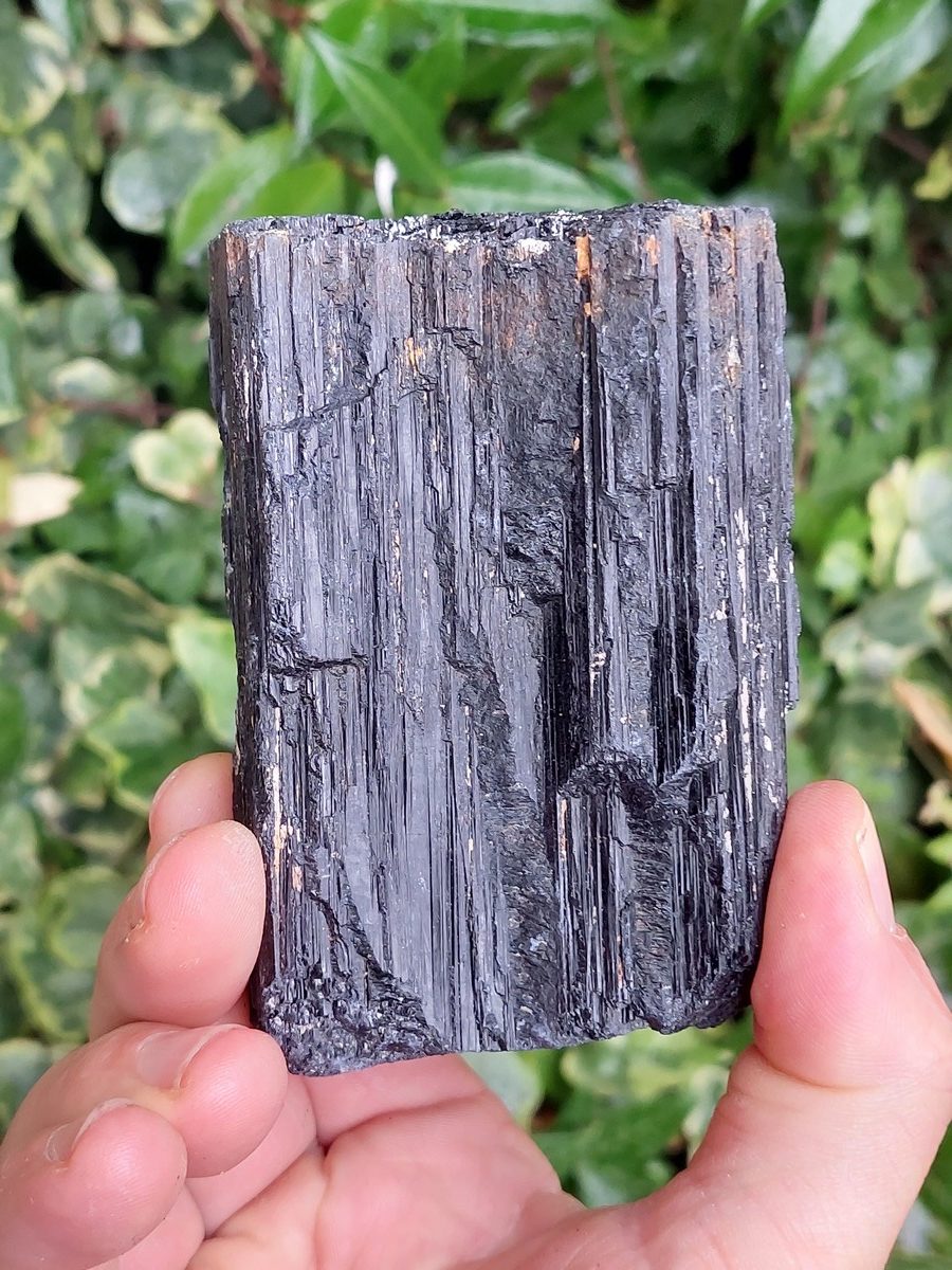 Tourmaline noir brute | Boutique suisse de pierres du monde & lithothérapie