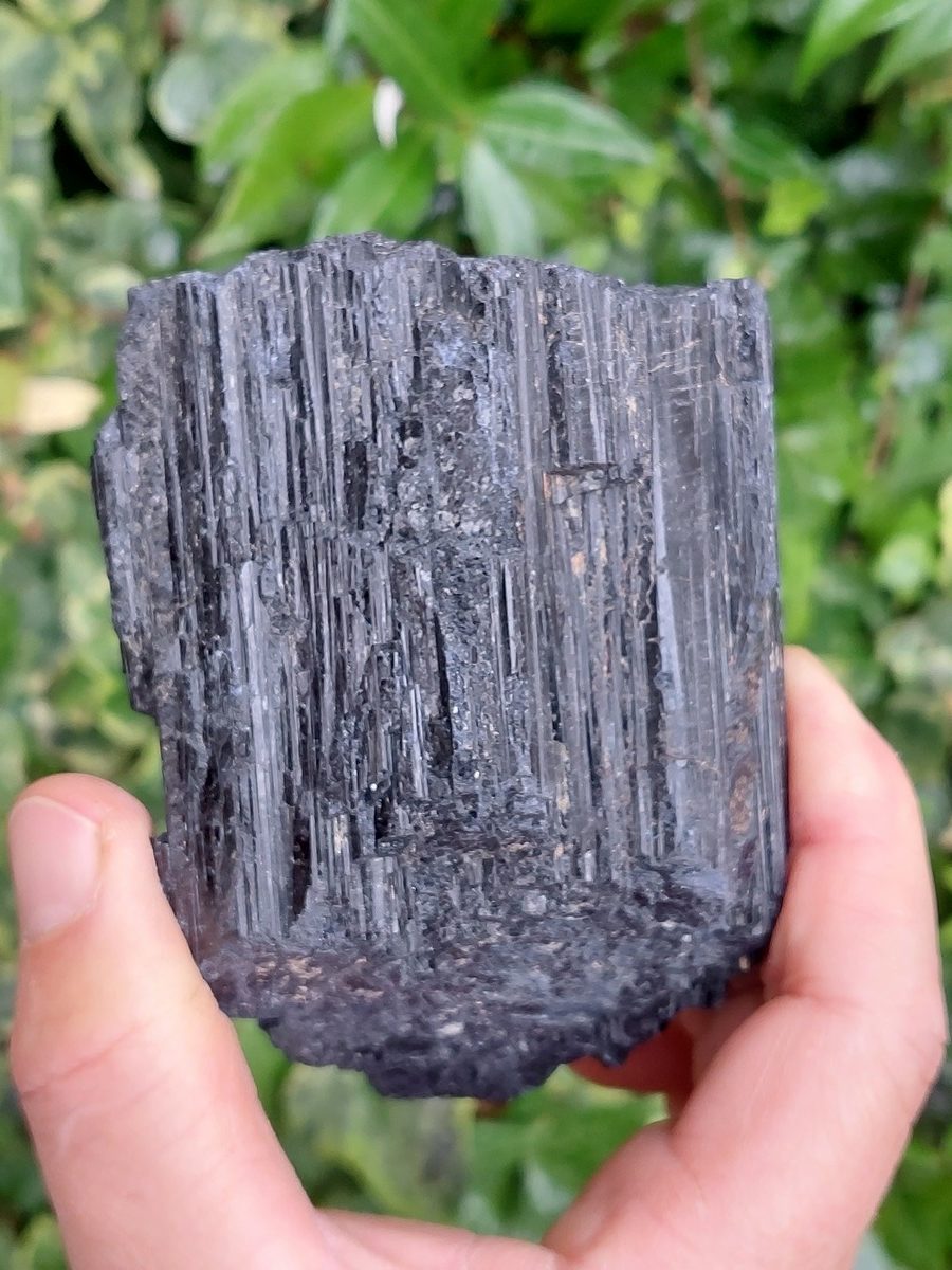 Tourmaline noir brute | Boutique suisse de pierres du monde & lithothérapie