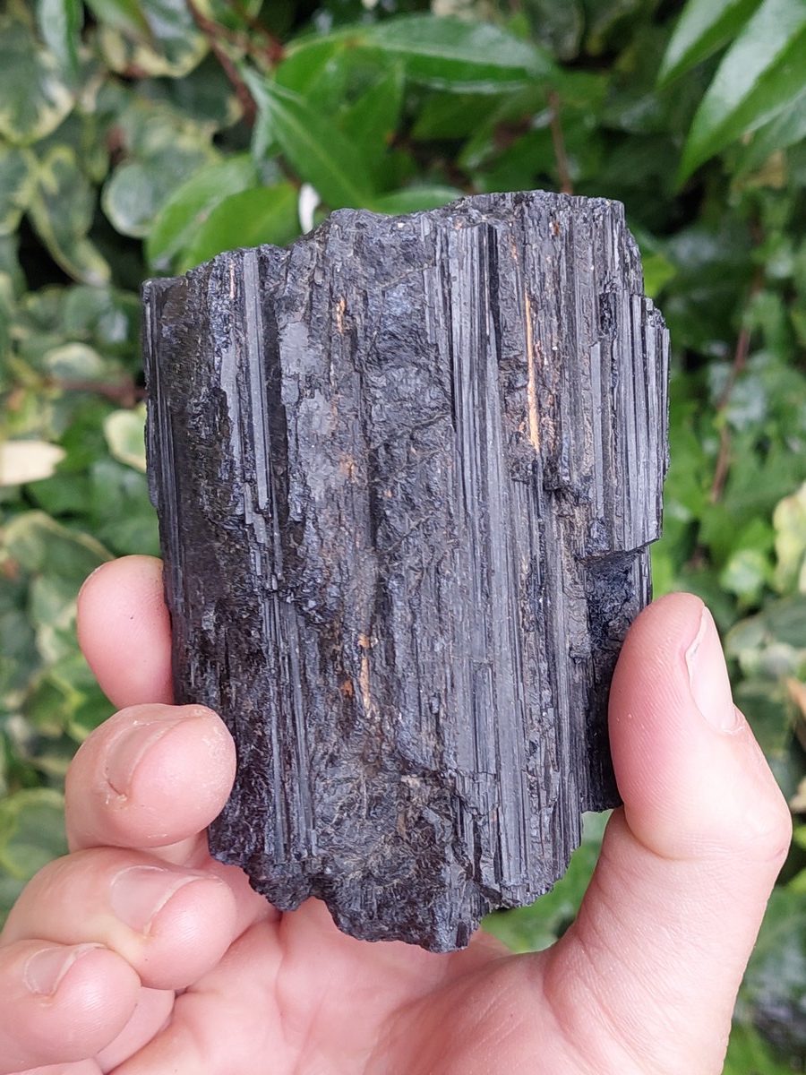 Tourmaline noir brute | Boutique suisse de pierres du monde & lithothérapie