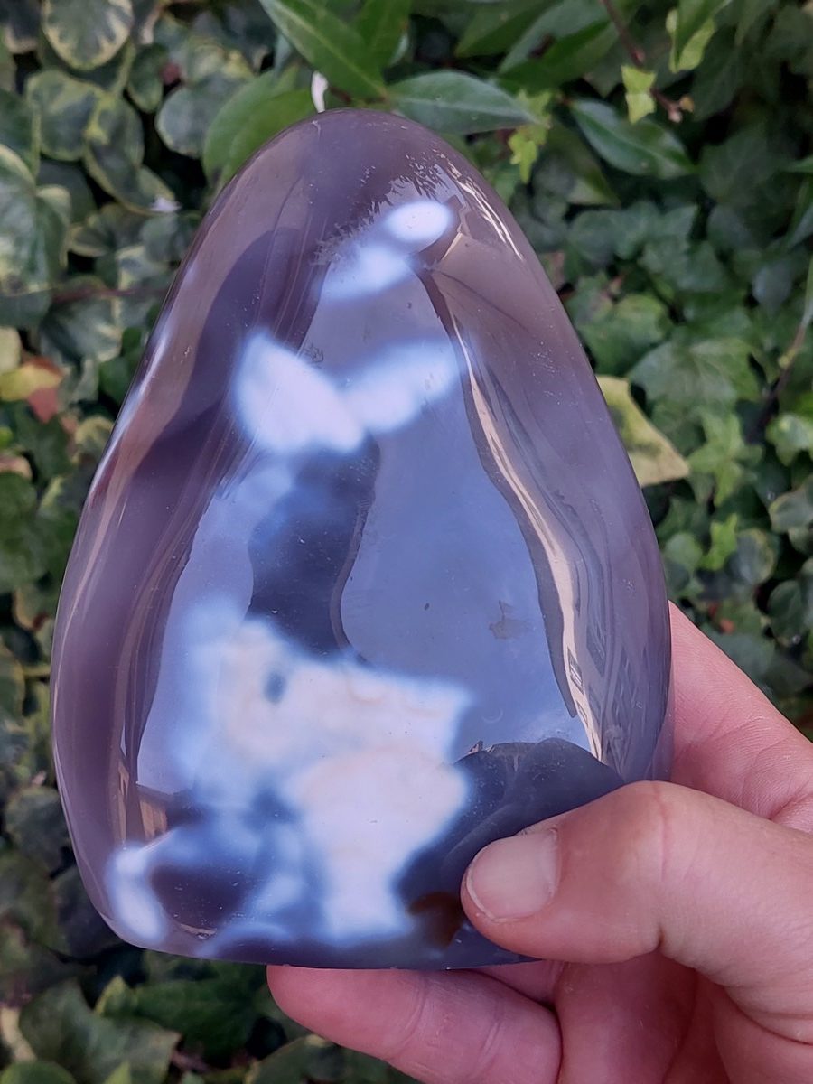 Menhir en Agate polis | Boutique suisse de minéraux du monde & lithothérapie