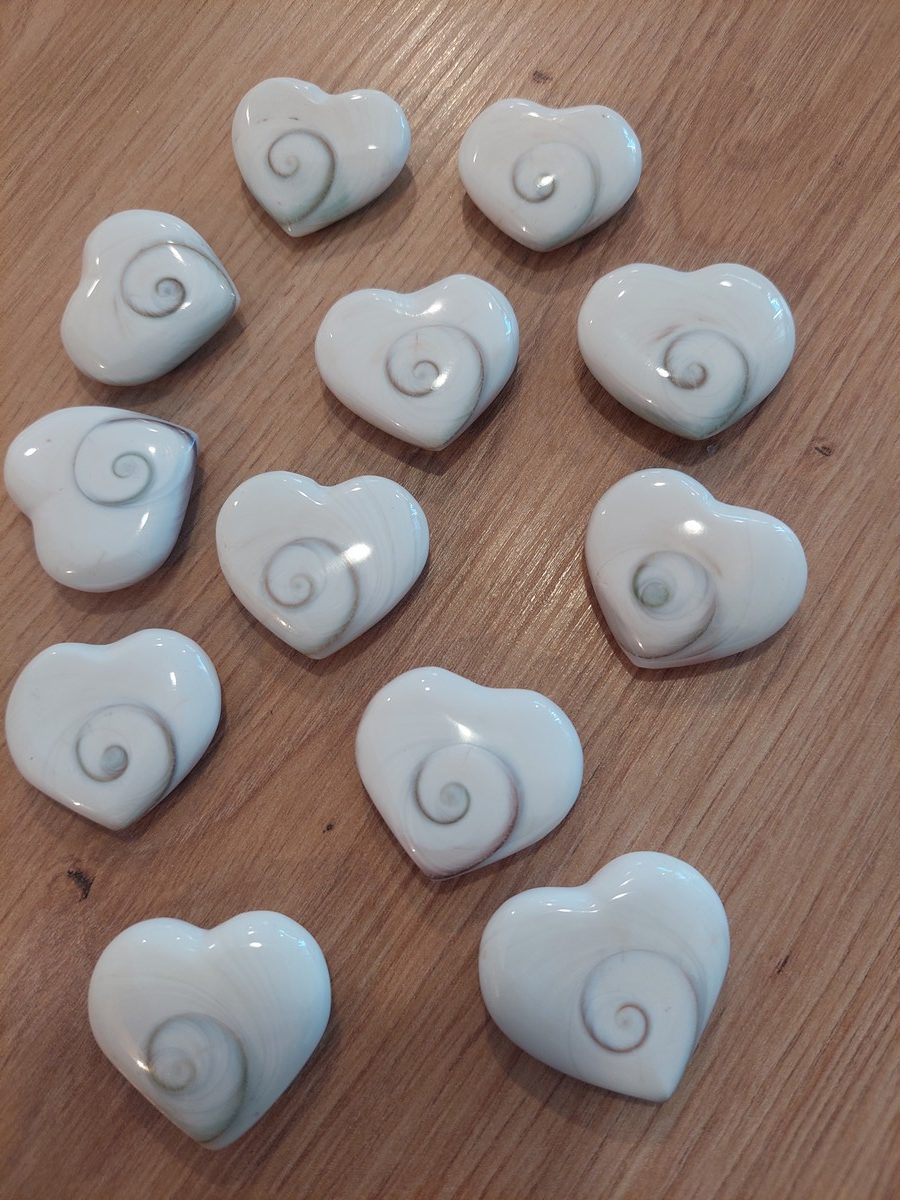 Coeur en Oeil de Sainte Lucie | Boutique de pierres & minéraux, lithothérapie