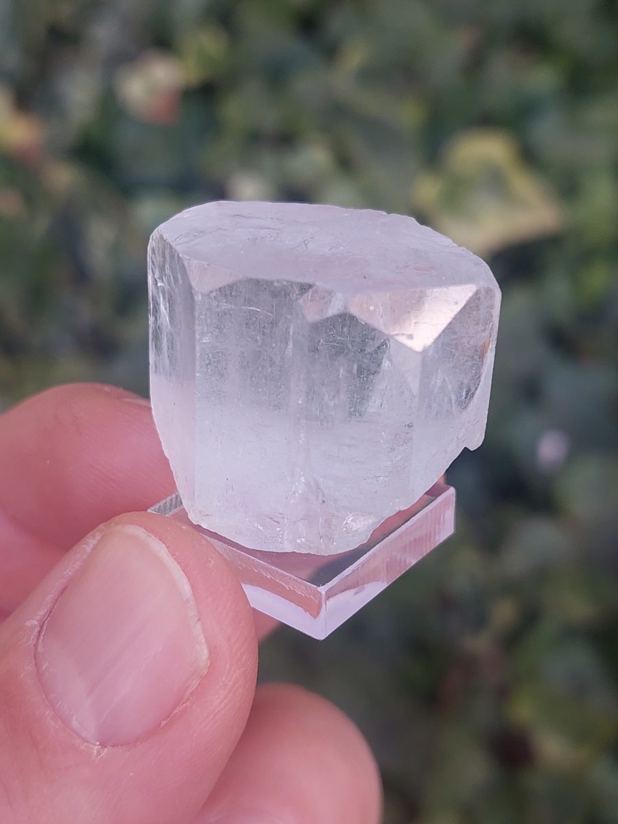 Aigue-marine brute | Pierres de collection, Galets roulées, Bracelets, Lithothérapie – Boutique Suisse de Minéraux La Géode