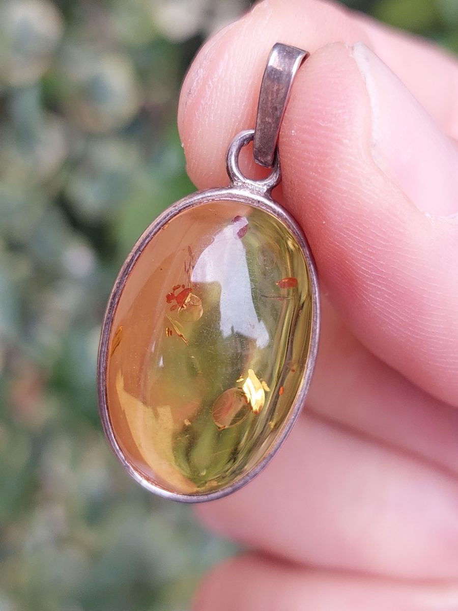 Pendentif en ambre | Boutique Suisse La Geode