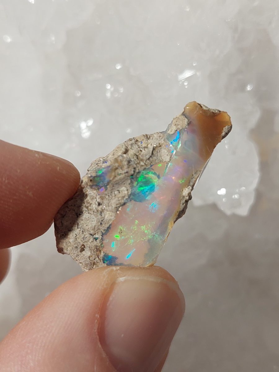 Opale d'Ethiopie brute - Boutique de pierres & lithothérapie en Suisse