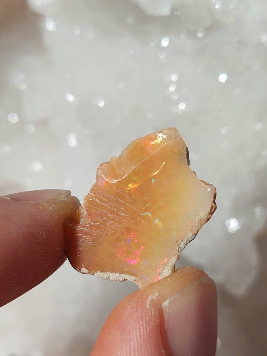 Opale d'Ethiopie brute - Boutique de pierres & lithothérapie en Suisse