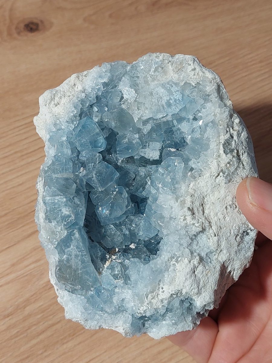 Célestite brute de Madagascar,| Boutique suisse