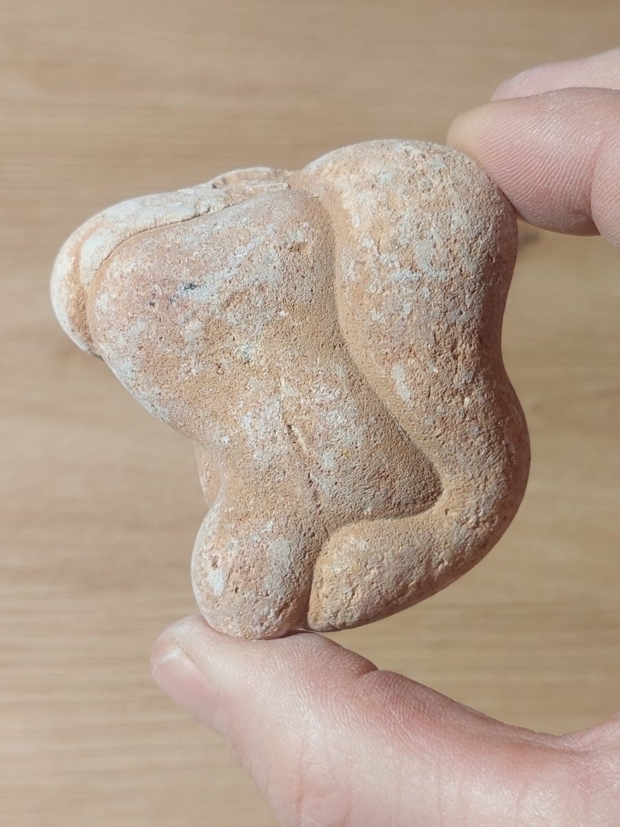 Pierre des Fées Opale Ménilite - Boutique de minéraux & lithothérapie suisse