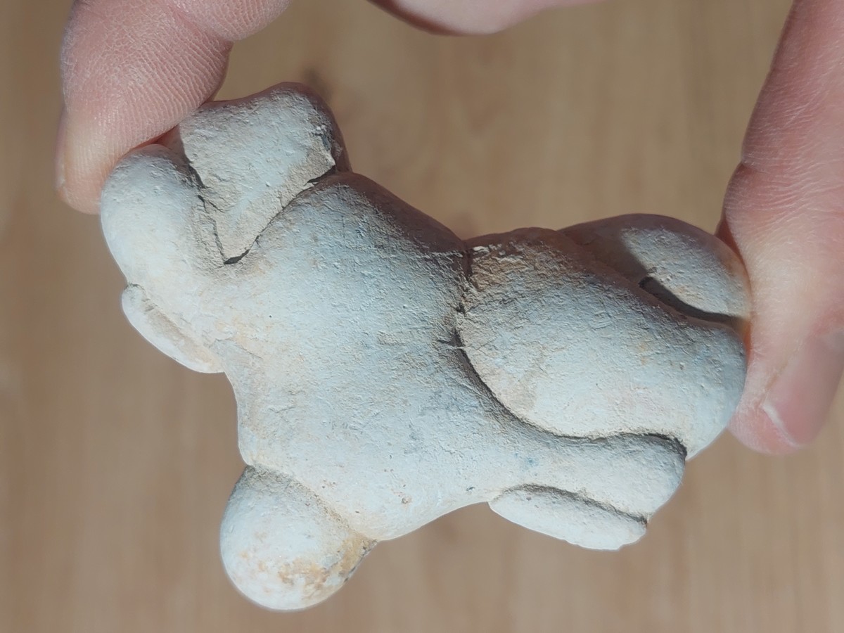 Pierre des Fées Opale Ménilite - Boutique de minéraux & lithothérapie suisse