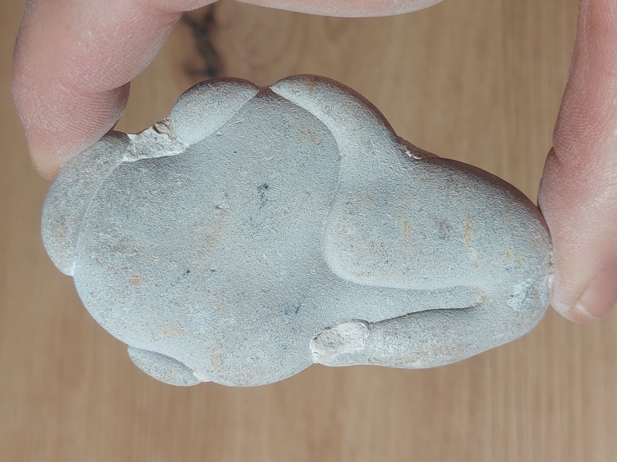 Pierre des Fées Opale Ménilite - Boutique de minéraux & lithothérapie suisse