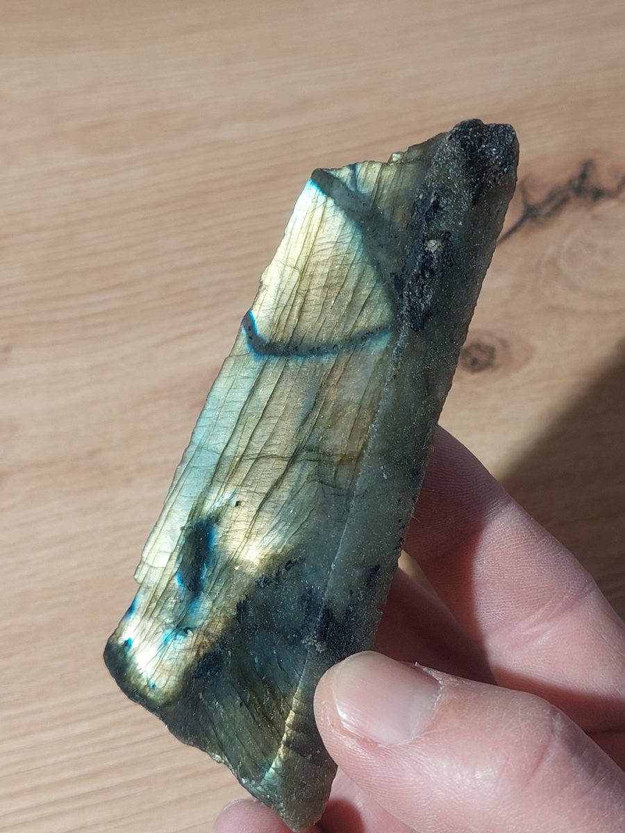 Labradorite 1 face polie