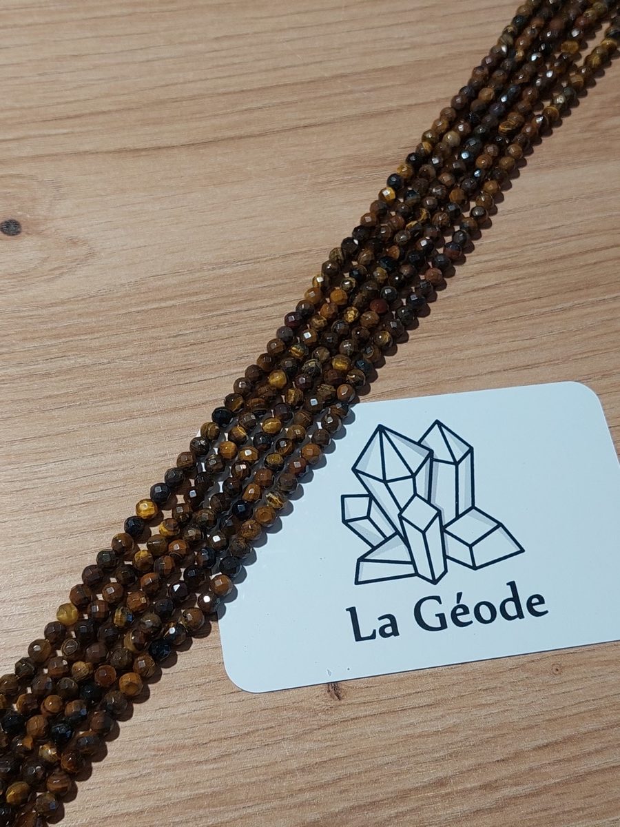 Fil de perles facettées en Oeil de Tigre 4 mm | Boutique suisse de pierres du monde & lithothérapie
