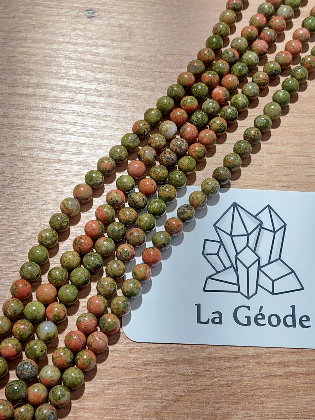 Fil de perles rondes en Unakite 6 mm | Boutique suisse de pierres du monde & lithothérapie