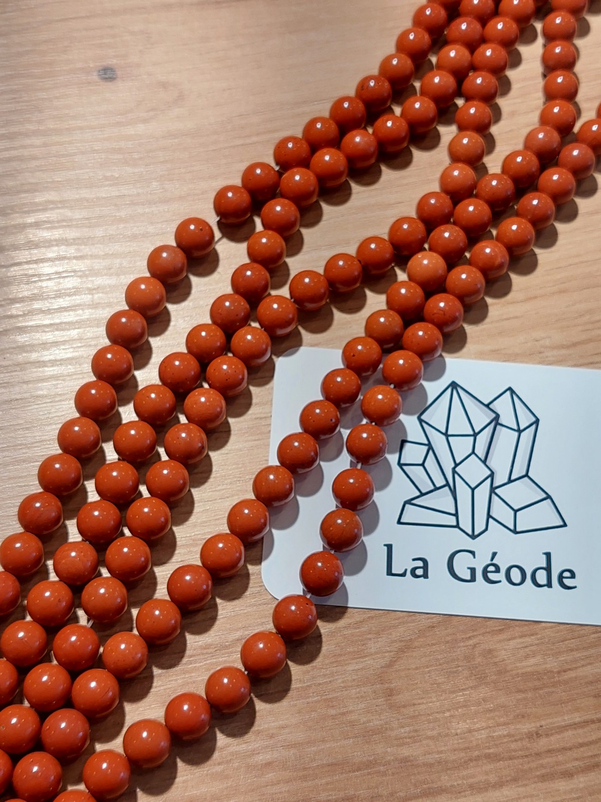 Fil de perles rondes en Jaspe rouge 8 mm | Boutique suisse de pierres du monde & lithothérapie