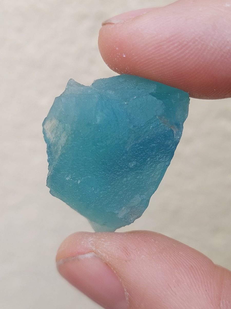 Fluorite bleue brute