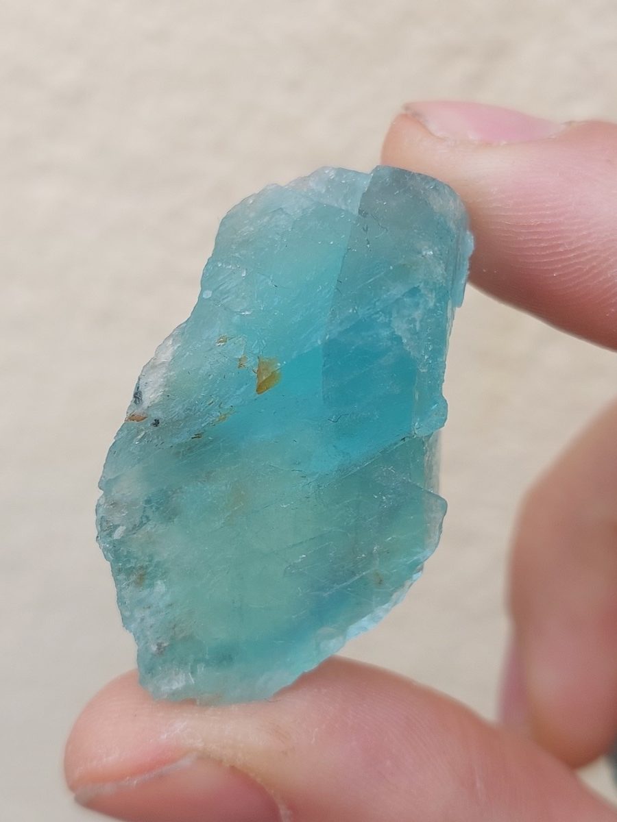 Fluorite bleue brute
