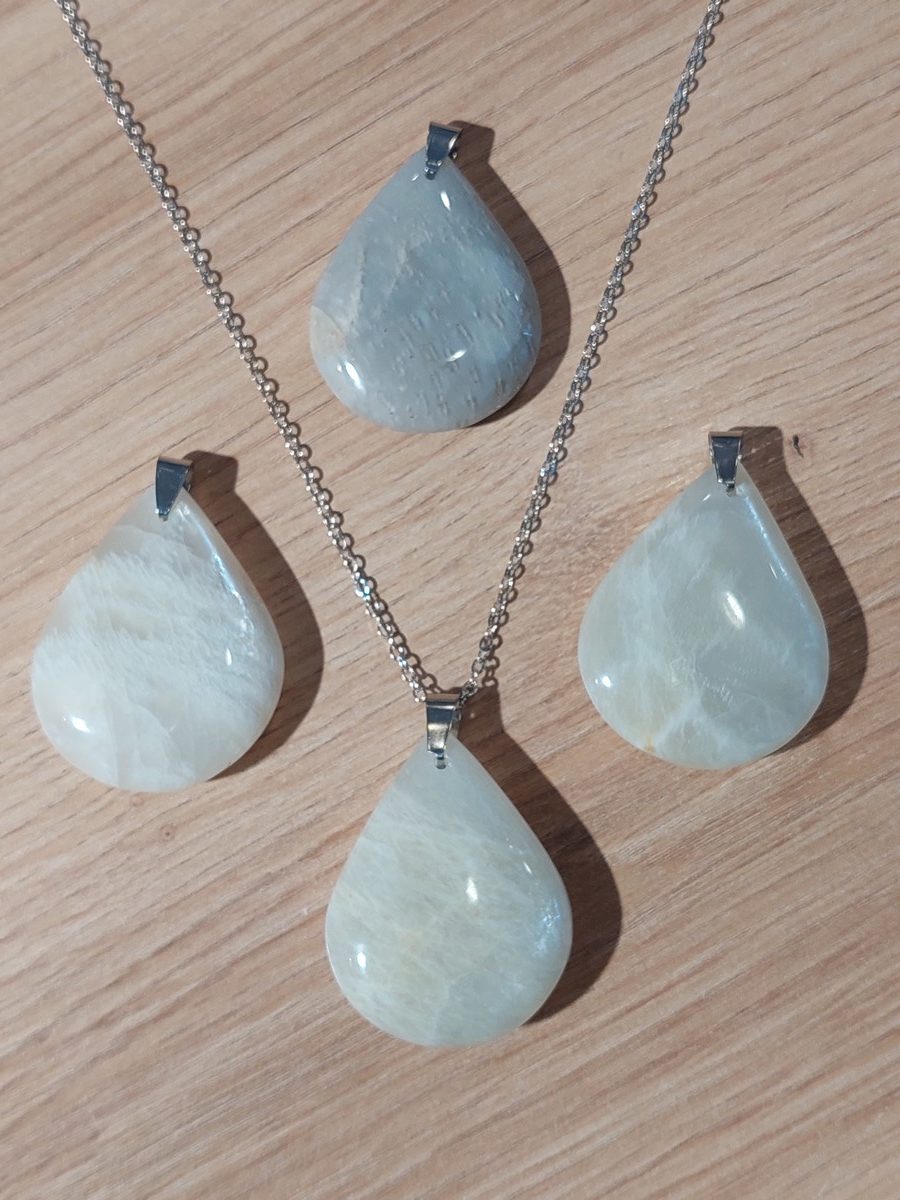 Pendentif en pierre de lune - Vertus, Lithothérapie, Détermination, Equilibre, Harmonie, pierre semi précieuse