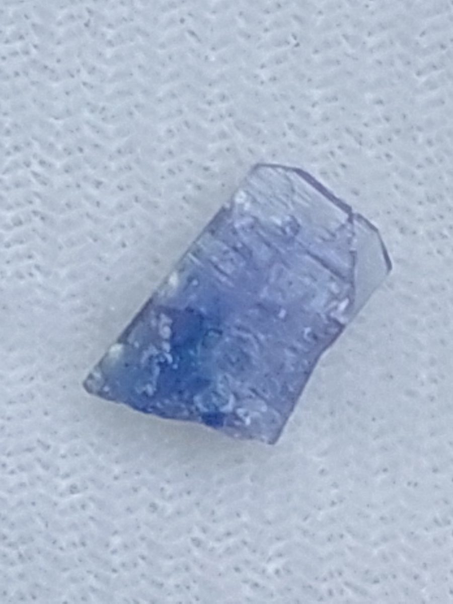 Cristaux bruts de Tanzanite